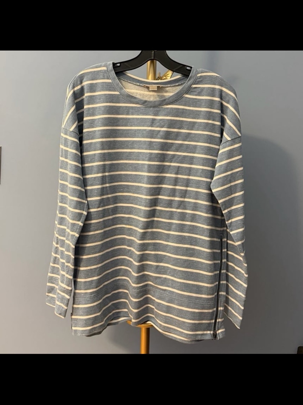 ⚡️⭐️Loft Outlet Striped Crewneck Long Sleeve Sweater - Medium